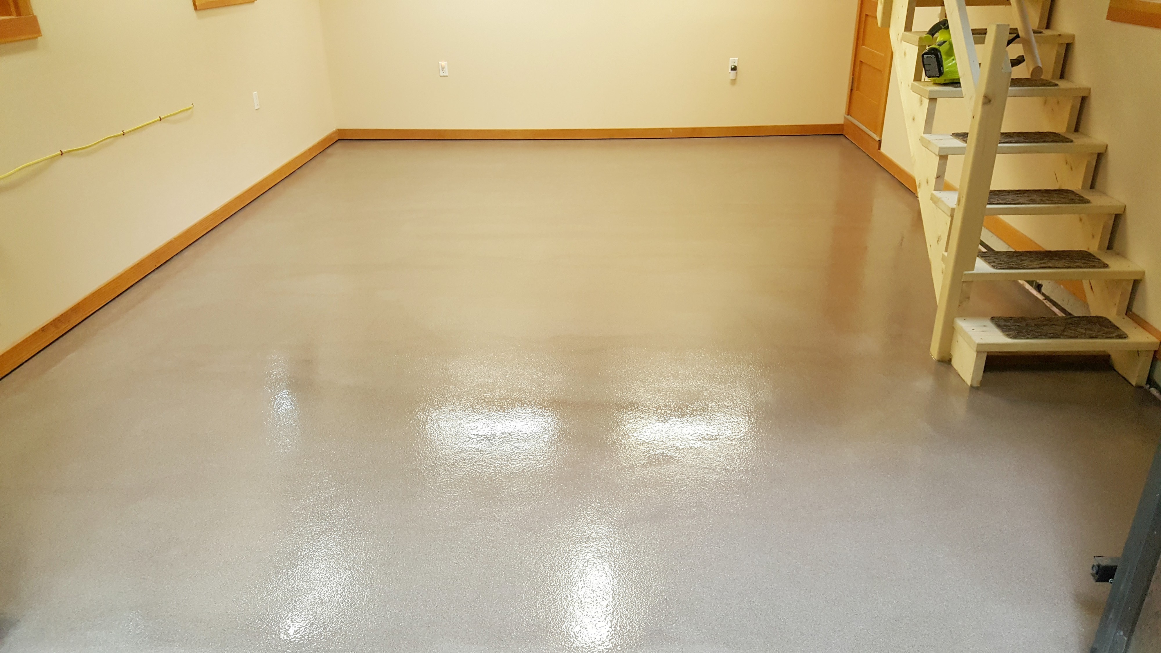 Epoxy floor in Winthrop, Me.