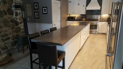 Island concrete countertop