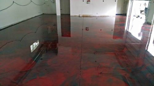 Reflector enhancer epoxy floor coating